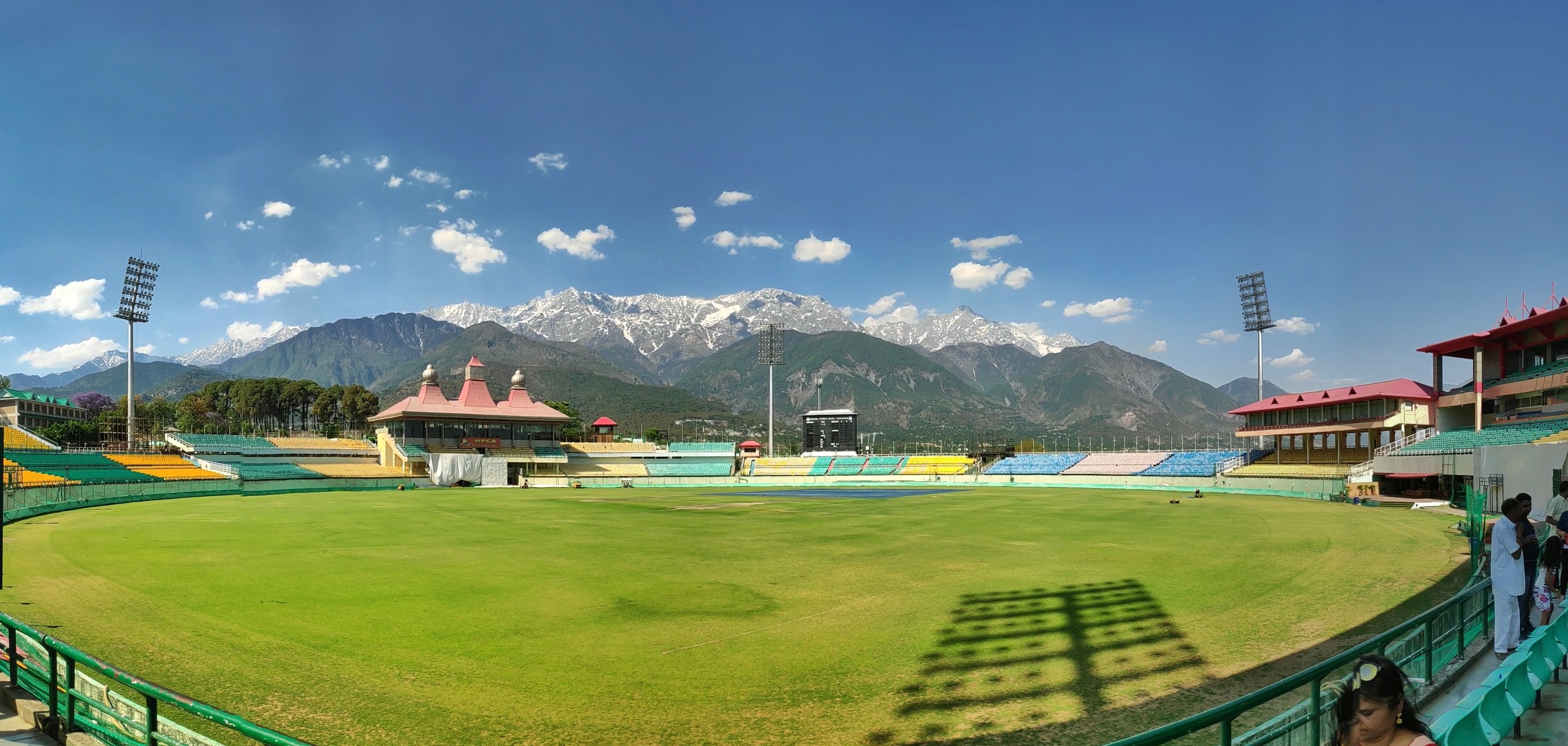 Amritsar to Dharamshala Taxi Service