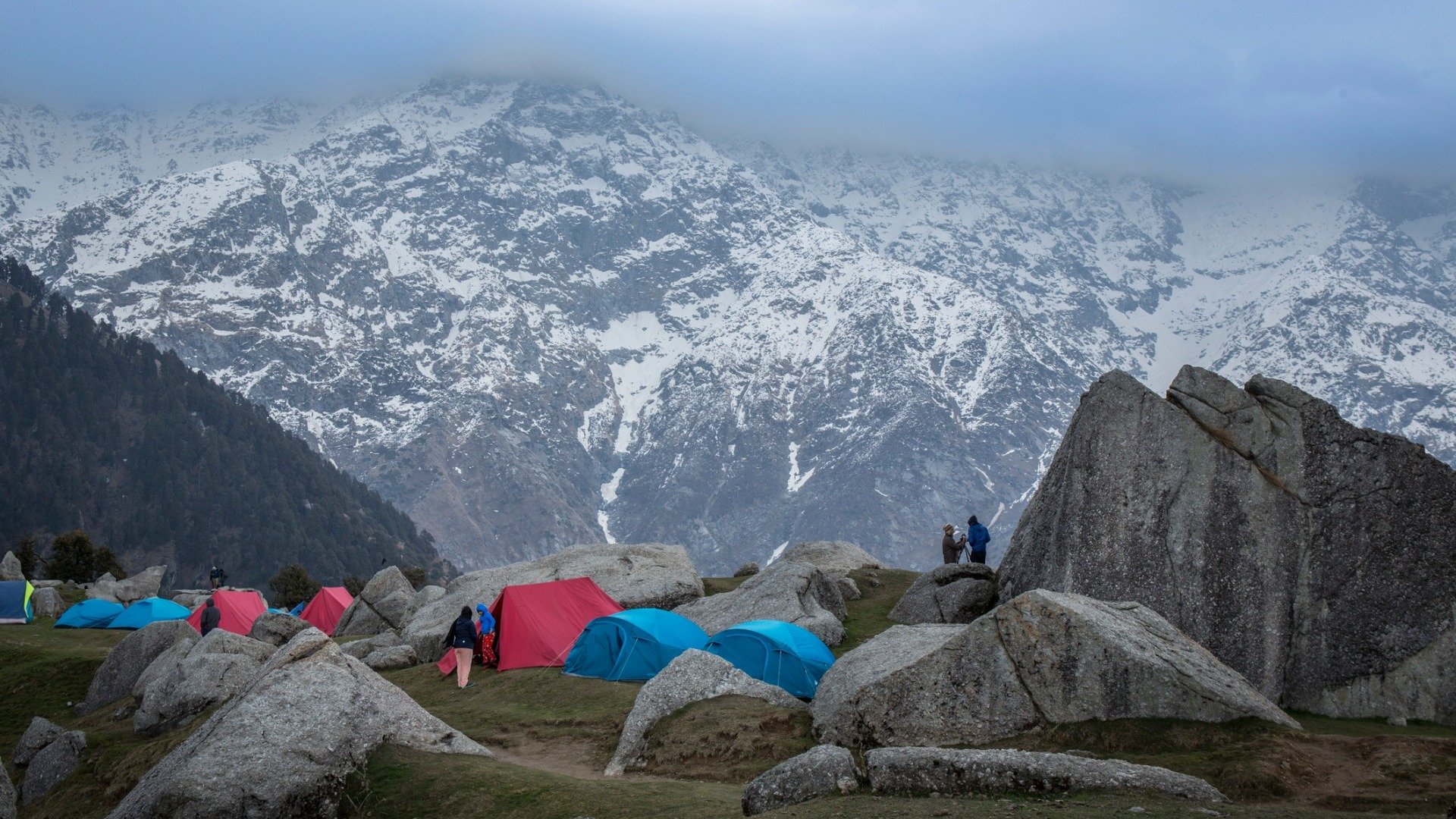 Amritsar to McLeodganj Taxi Service